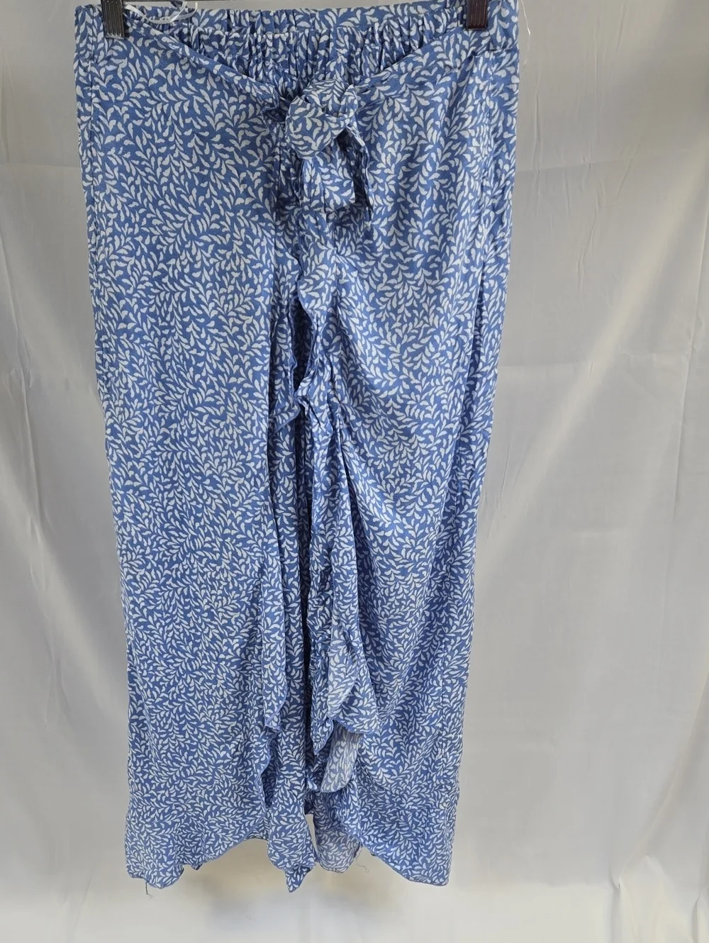 Kiwi & Punch Blue and White Printed Swim Sarong with Ruffle Tie Front NWT